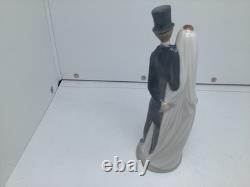 NAO by LLADRO Just Married #00109 1991 Retired with original box