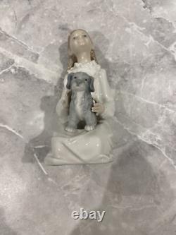 NAO by LLADRO KNEELING GIRL RARE figure
