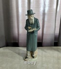 NAO by LLADRO Porcelain Rabbi, Old Jewish Man figurine