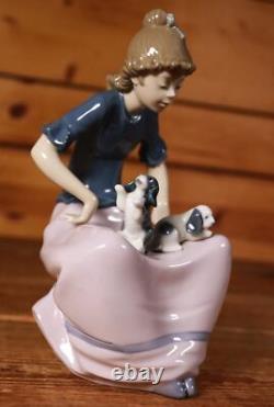 NAO by LLADRO Spain Figure Girl with Puppies Girls with Dogs with Signature #P