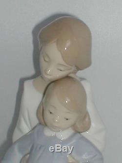 NAO by LlADRO, A MOMENT WITH MOMMY, 2002, MIB. Stunning, Very Rare