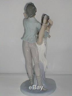 NAO by LlADRO Figurine, WONDERFUL BALLET DANCERS, Stunning, Very Rare