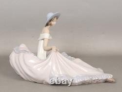 NAO by Lladro 1265 Grace Porcelain Figurine