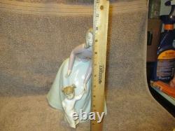 NAO by Lladro 1318 First Steps Porcelain Figurine Mother & Child Used