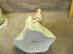 NAO by Lladro 1318 First Steps Porcelain Figurine Mother & Child Used