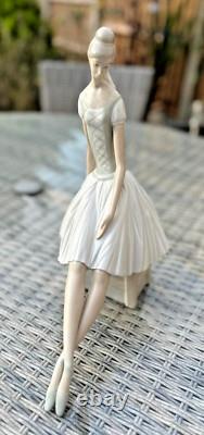 NAO by Lladro Ballerina Vintage Porcelain Large Figurine (Retired)