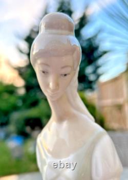 NAO by Lladro Ballerina Vintage Porcelain Large Figurine (Retired)