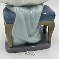 NAO by Lladro Daisa 1983 Ballerina Standing in front of Stool chair Rare READ