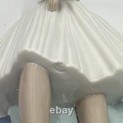 NAO by Lladro Daisa 1983 Ballerina Standing in front of Stool chair Rare READ