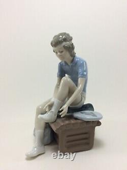 NAO by Lladro Figure Tennis Player 1022 Match Time Boy Playing Tennis Daisa 1987