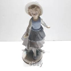 NAO by Lladro Figurine Girl with Hoop #B 26 Missing Hoop Porcelain Ceramic