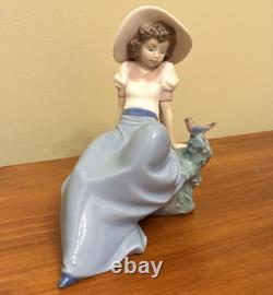 NAO by Lladro Girl Listening to the Bird's Songs #1042 Figurine Vtg 1987 Retired