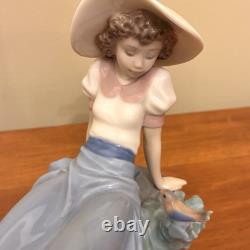 NAO by Lladro Girl Listening to the Bird's Songs #1042 Figurine Vtg 1987 Retired