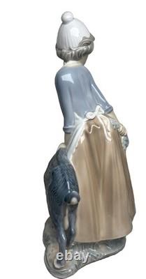 NAO by Lladro Girl With Goat Large 11.5 Porcelain Figurine Spain DAISA