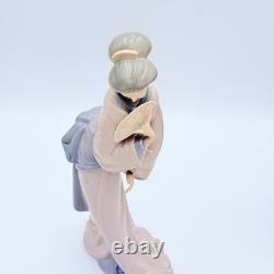 NAO by Lladro Japanese Girl with Fan Porcelain Figurine Geisha Spain 02000049