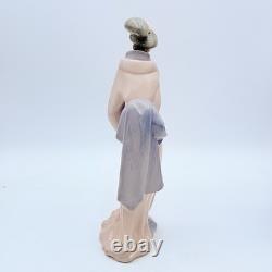 NAO by Lladro Japanese Girl with Fan Porcelain Figurine Geisha Spain 02000049