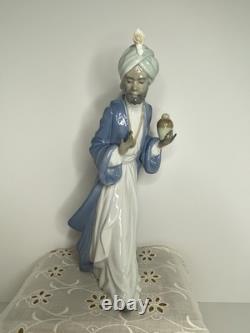 NAO by Lladro King Balthazar With Jug #00414 Nativity Christmas Porcelain Spain
