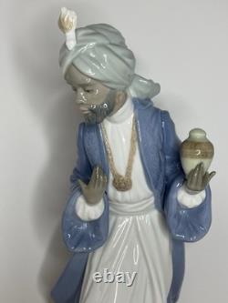NAO by Lladro King Balthazar With Jug #00414 Nativity Christmas Porcelain Spain