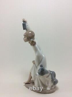 NAO by Lladro Porcelain Figure 1055B Girl Nightgown Lantern Dog 21 cm