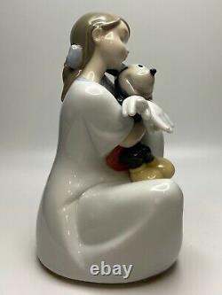 NAO by Lladro Porcelain I LOVE YOU MICKEY Disney Authentic MIB 2001641