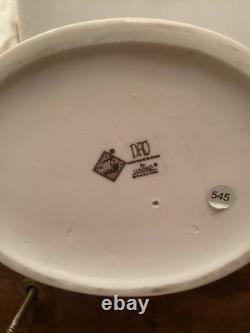 NAO by Lladro'Society Couple' Elegant Couple Porcelain Figurine -Large