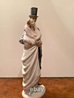 NAO by Lladro'Society Couple' Elegant Couple Porcelain Figurine -Large& Nice