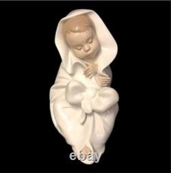 Nao All Bundled Up Porcelain Figurine