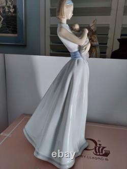 Nao By Lladro #01413 Light Of My Life 14 3/4 Tall new in original box
