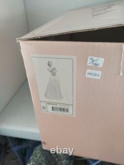 Nao By Lladro #01413 Light Of My Life 14 3/4 Tall new in original box