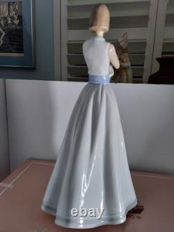 Nao By Lladro #01413 Light Of My Life 14 3/4 Tall new in original box