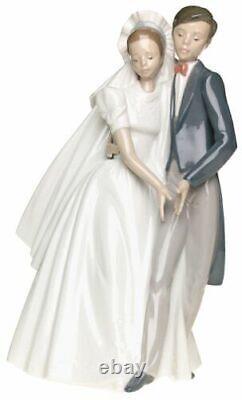 Nao By Lladro #1247 Unforgettable Dance Bnib Bride & Groom Wedding Love Rare F/s