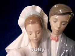 Nao By Lladro #1247 Unforgettable Dance Bnib Bride & Groom Wedding Love Rare F/s