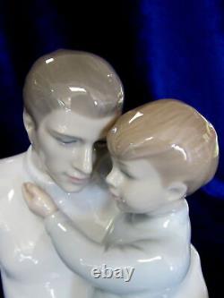 Nao By Lladro #1622 To Love And Protect Brand New In Box Father & Son Save$$ F/s