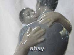 Nao By Lladro #1632 A Kiss Forever Bnib Love Bride & Groom Bridal Cake Topper Fs