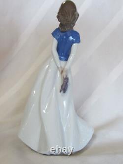 Nao By Lladro #1785 Truly In Love Brand Nib Rare Girl Romance Emotion Passion Fs