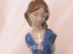 Nao By Lladro #1785 Truly In Love Brand Nib Rare Girl Romance Emotion Passion Fs