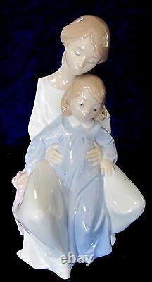 Nao By Lladro A Moment With Mommy #1429 Brand Nib Mom & Daughter Love Save$ F/sh