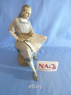 Nao By Lladro Christopher Columbus Figure Reading A Map