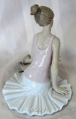 Nao By Lladro Dancer Rested Girl Figurine #1175 Brand Nib Ballerina Save$$ F/sh