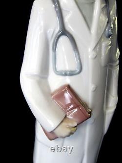 Nao By Lladro Doctor #1683 Brand New In Box Male Medical Physician Free Shipping