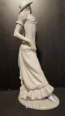 Nao By Lladro Figure Of A Girl In Hat And Long Pink Dress RARE Uncommon RETIRED