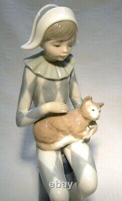 Nao By Lladro Harlequin With Cat 0381 Boxed