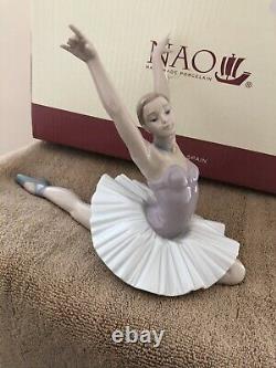 Nao By Lladro Large Figurine Ballerina The Art Of Dance New In Box