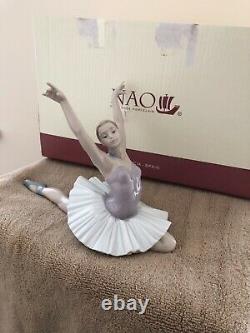 Nao By Lladro Large Figurine Ballerina The Art Of Dance New In Box