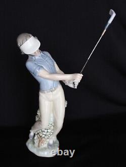 Nao By Lladro Male Golfer Fore 0451 Golf Figure