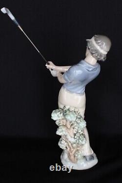 Nao By Lladro Male Golfer Fore 0451 Golf Figure