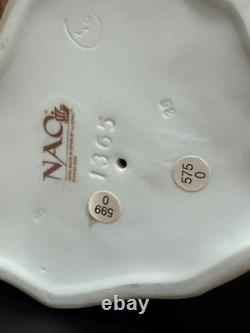 Nao By Lladro Meadow Song # 1365 Retired 2006 Mint Collectible