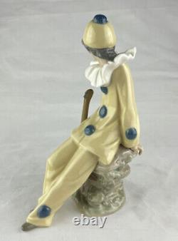 Nao By Lladro Porcelain Figure Pierrot Afinando Mandolin Player 1078
