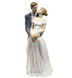 Nao By Lladro Porcelain Figurine Unforgettable Day 02001713 Was £119 Now £101