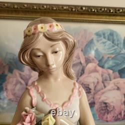 Nao By Lladro Spain Large Porcelain Figurine Girl With Roses 17